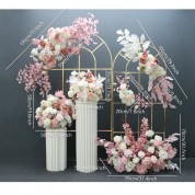 Diy Table Decor Under Flower Vase