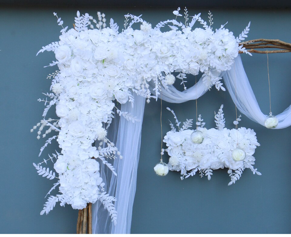 baby blue silver and white wedding decorations8