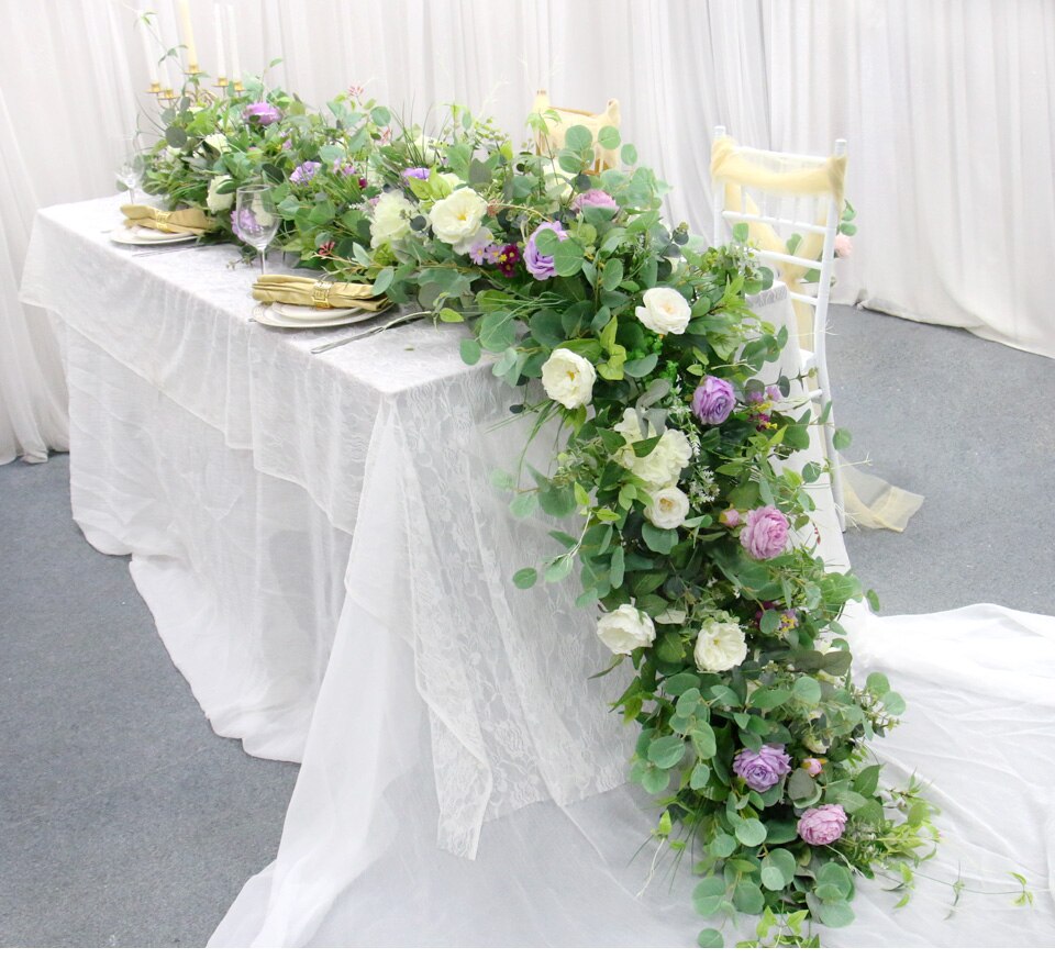 wedding decorations behind head table10