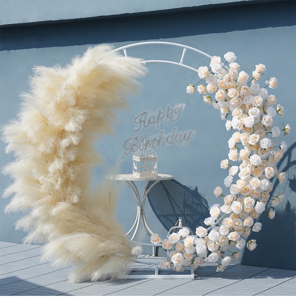 fluffy white table runner7