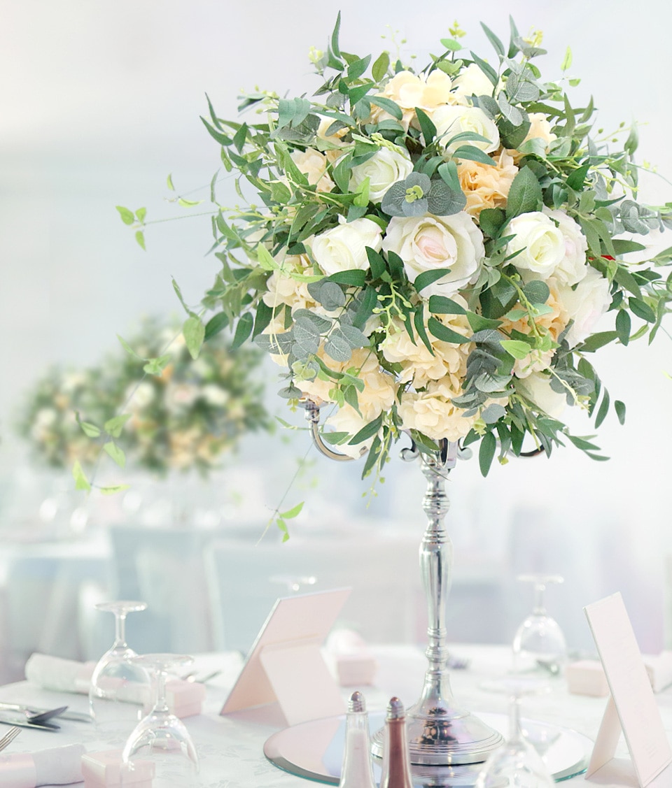 blue flower bouquets for weddings