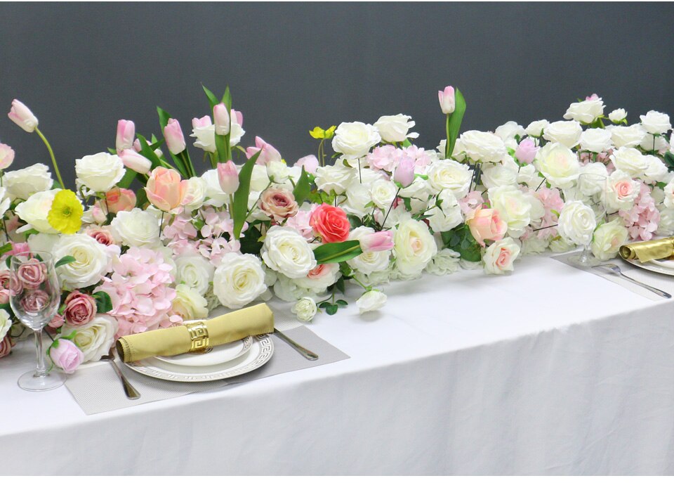 green table runner wedding flowers7