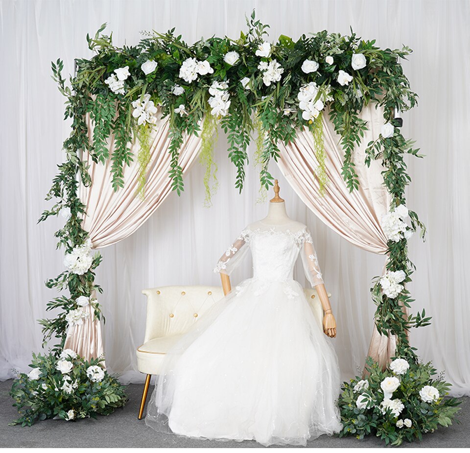 old hollywood glamour wedding decor1