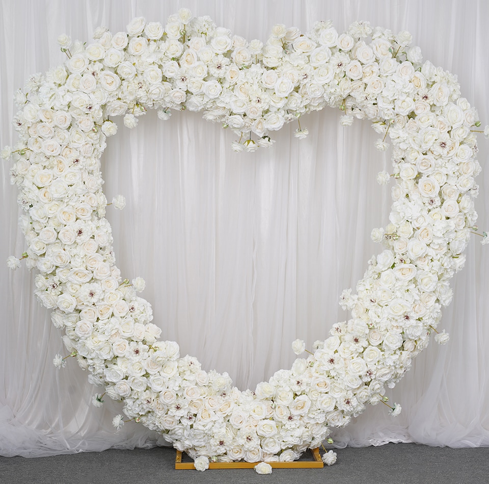 wedding table flowers in jam jars10